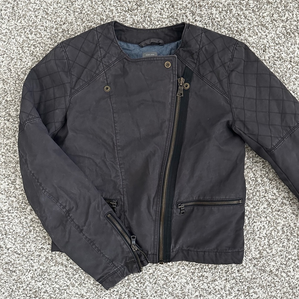 Gap Quilted Moto Jacket in Charcoal Size 8